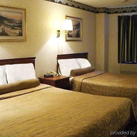 Red Carpet Inn Уильямстаун Номер фото